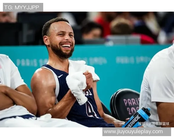 岁月如歌白发渐显詹姆斯与库里媒体日采访照引发球迷感慨