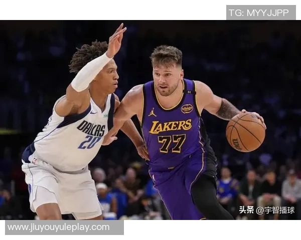 东契奇赛场精彩表现暗示勒布朗慢慢恢复不急的态度